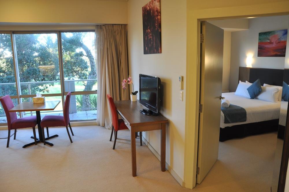 Vr Takapuna Auckland Esterno foto A typical one-bedroom apartment